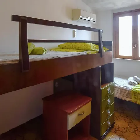 3 Bedroom Cozy In