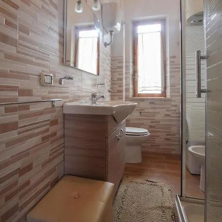 Apartment 3 Bedroom Cozy In Scalea