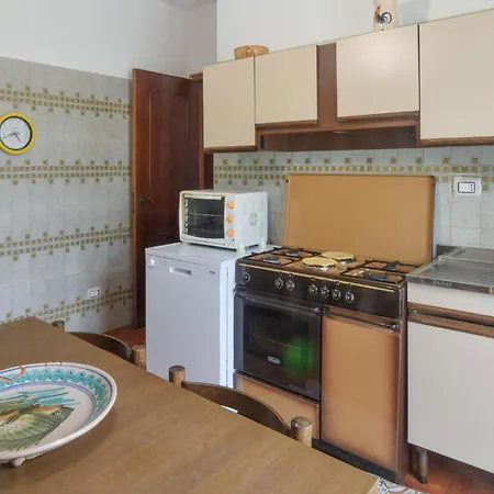 3 Bedroom Cozy In Apartment *