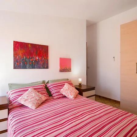 3 Bedroom Cozy In *